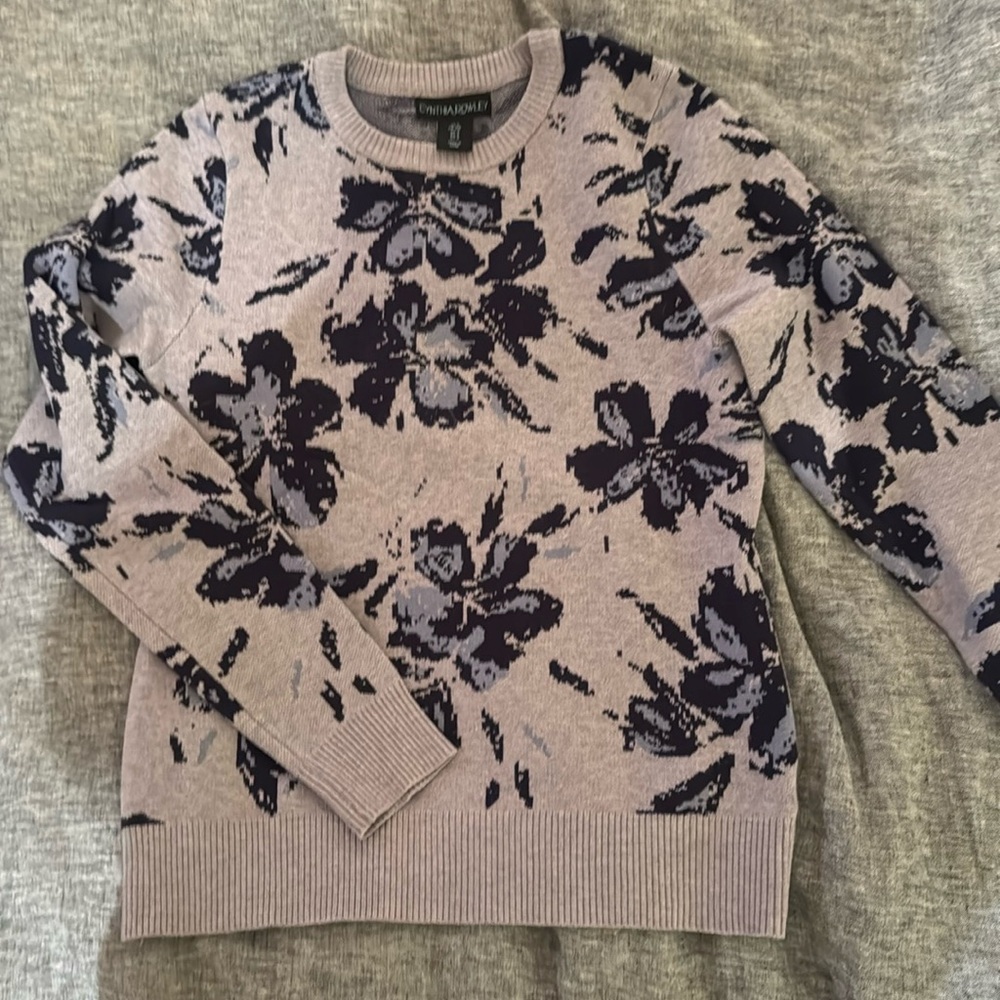 Cynthia Rowley Floral Sweater - NWOT - Women’s Small